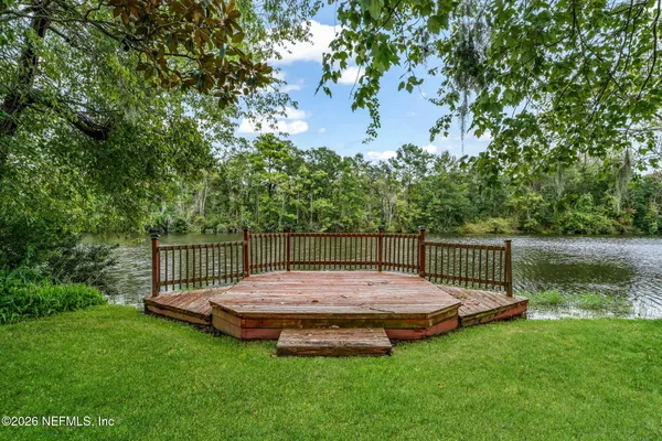 2051 OAK WATER DR
