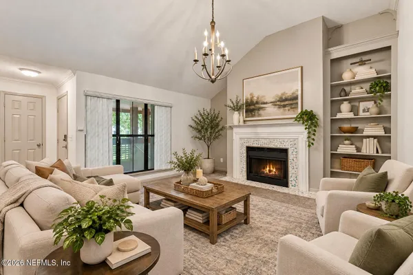 2202 WOOD HILL PL 2202