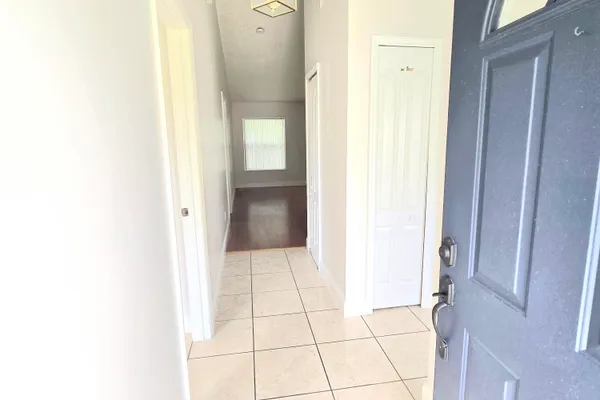 1664 GLEN LAUREL DR