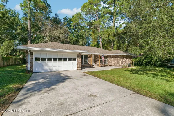 12902 SILVER OAK DR