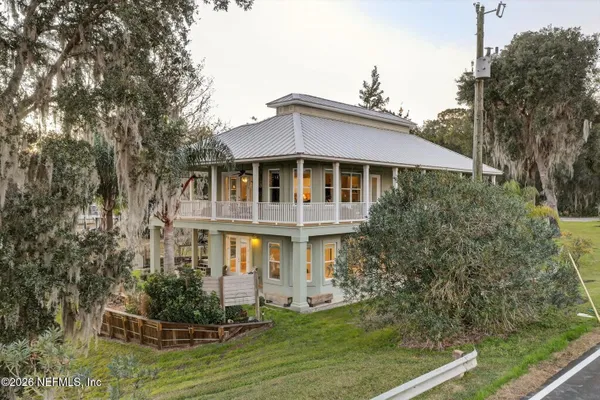 301 SARATOGA DR