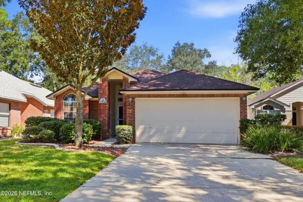 729 PUTTERS GREEN WAY