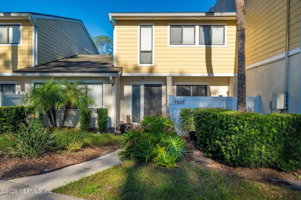 7827 LA SIERRA CT 7827