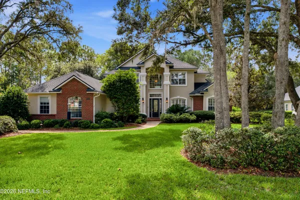 205 E KARI CT