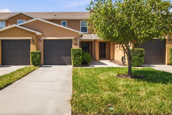 724 CABERNET PL