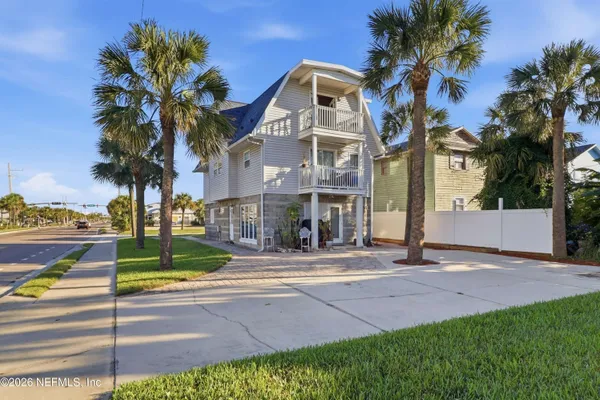 720 A1A BEACH BLVD