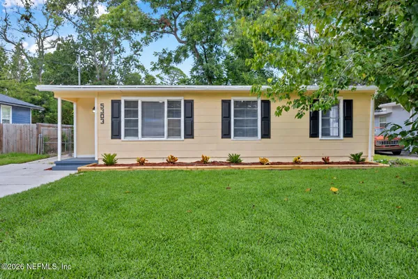 5303 BUNCHE DR