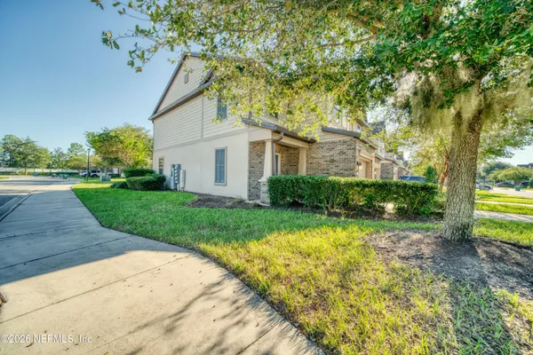 7030 BERRYBROOK DR