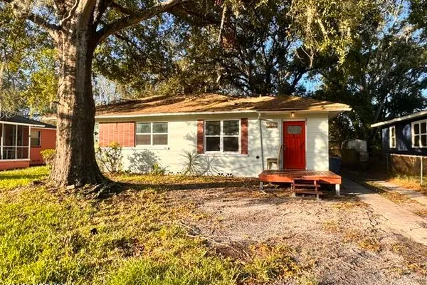 5612 VERNON RD