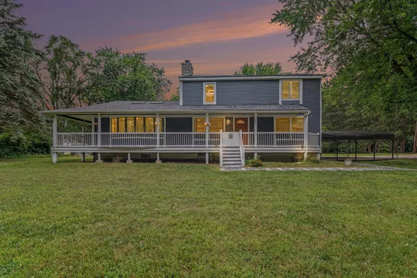 558 W CLARKSTON