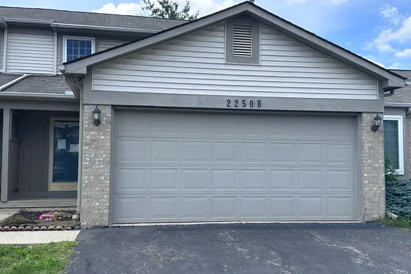 22508 SILVER CREEK DR