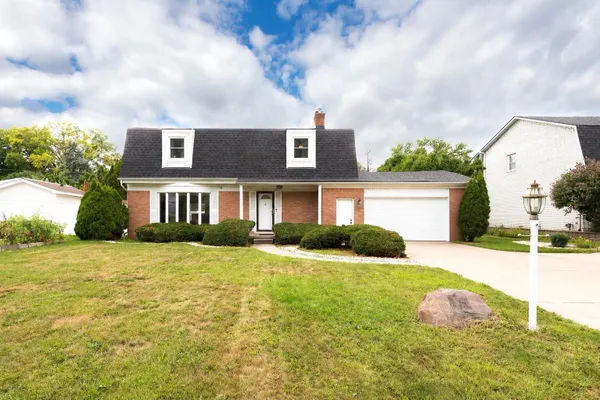 44026 HARMONY LN