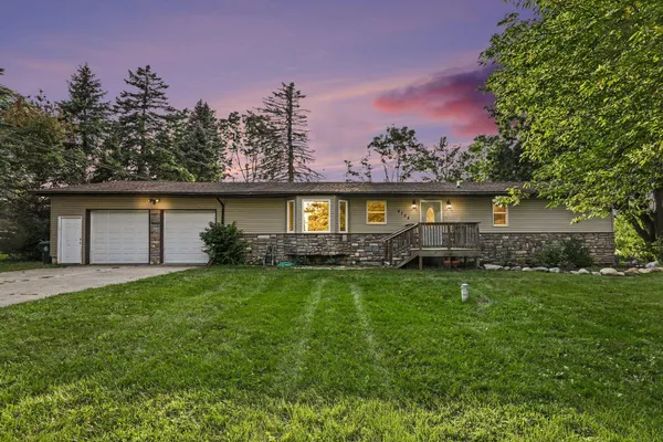 4704 ROHR RD