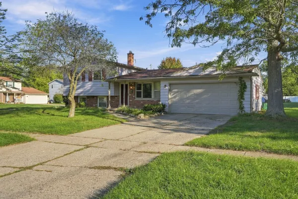 112 OVERBROOK DR