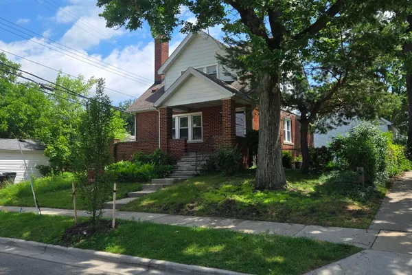928 MAPLEGROVE AVE