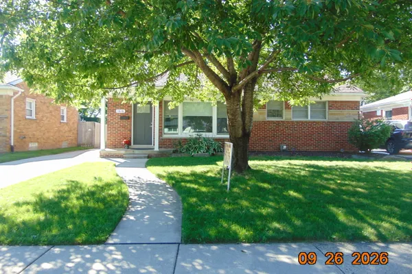 1616 GENESEE DR