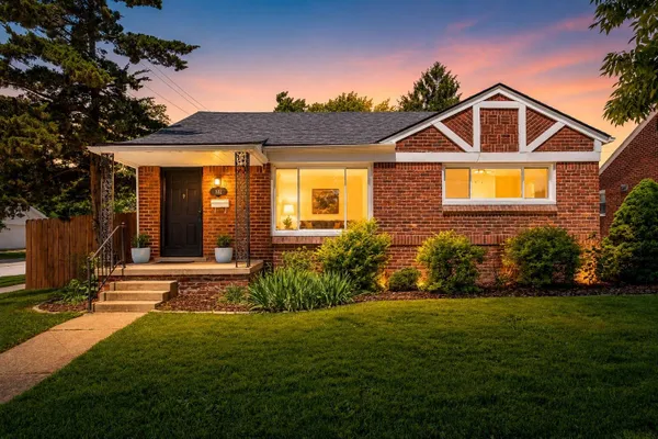 332 NORMANDY RD