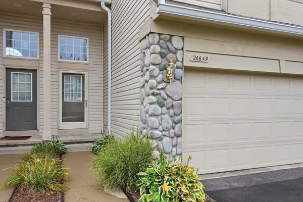 26649 KIRKWAY DR