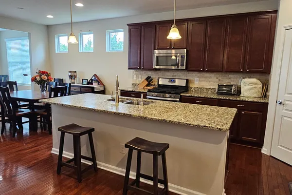 326 BOZEMAN CT 202