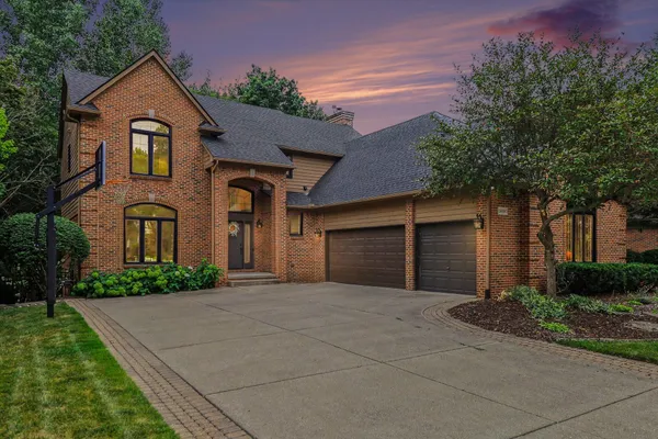 18080 CASCADE DR