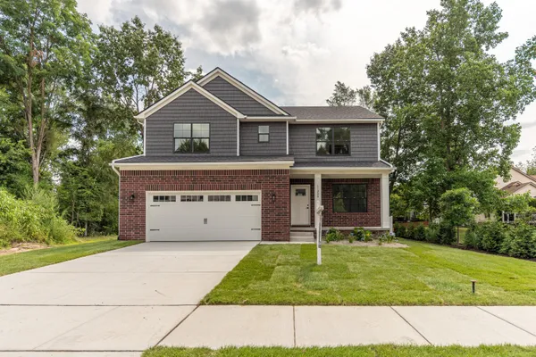 11200 TREMONT LN
