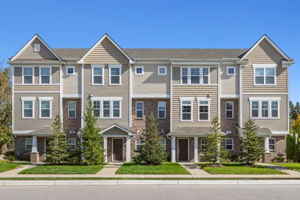 3428 ROCHESTER RD 7