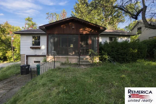 9846 PORTAGE LAKE AVE