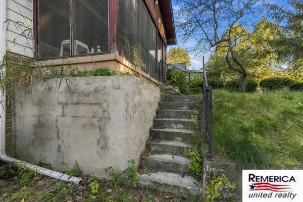 9846 PORTAGE LAKE AVE