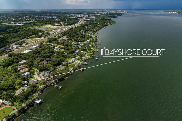 11 BAYSHORE CT