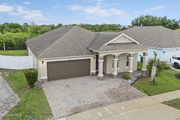 3901 BRANTLEY CIR