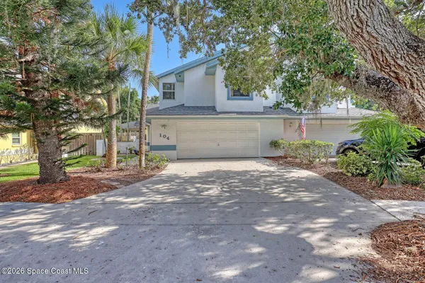 104 OCEAN GARDEN LN