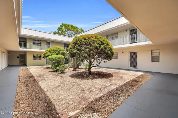 2302 SUNRISE BLVD 209
