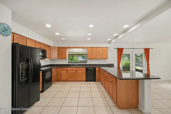 4585 ANNETTE CT