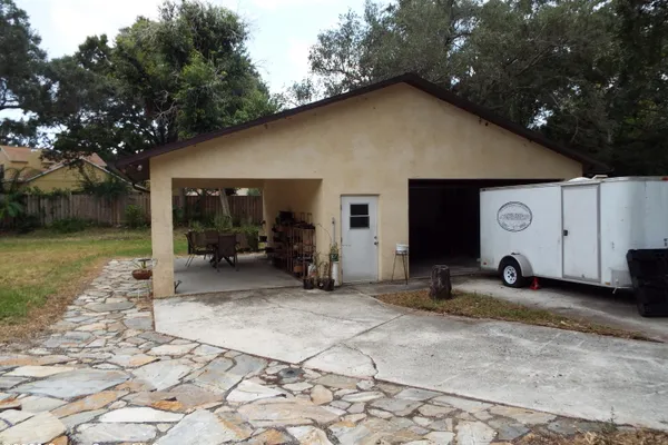 685 CARAMBOLA DR