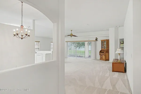 952 TAVERNIER CIR