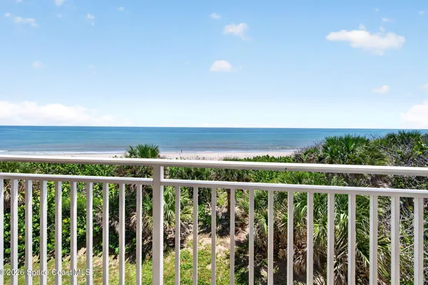 1395 HIGHWAY A1A 304