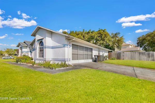 3966 TANGLE DR