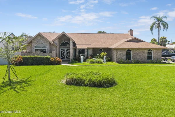 3116 FAIRVIEW DR