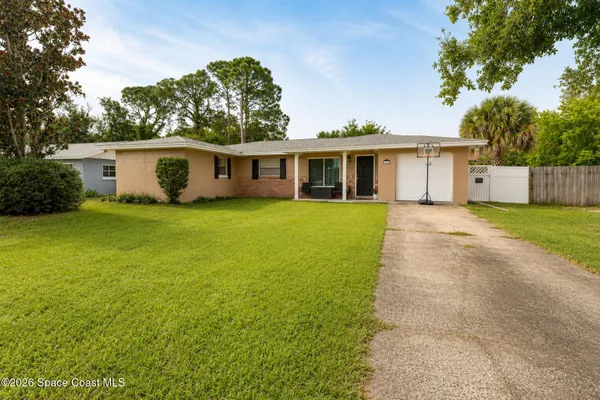 485 BIRCHWOOD LN
