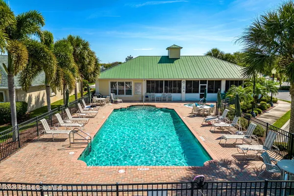 1281 INDIAN OAKS DR