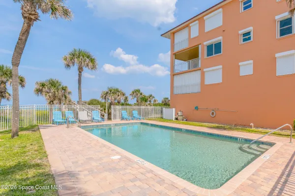 1395 HIGHWAY A1A 302