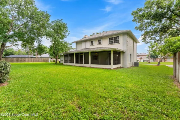 578 LAKE ASHLEY CIR
