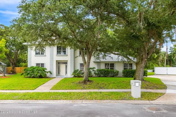 578 LAKE ASHLEY CIR