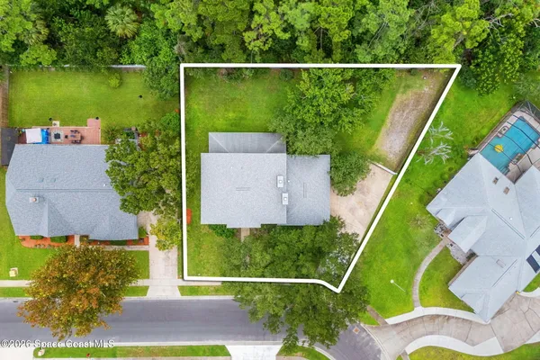 578 LAKE ASHLEY CIR