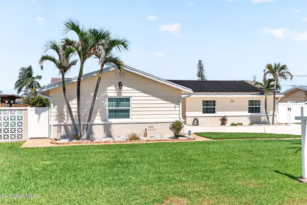 328 CARMINE DR