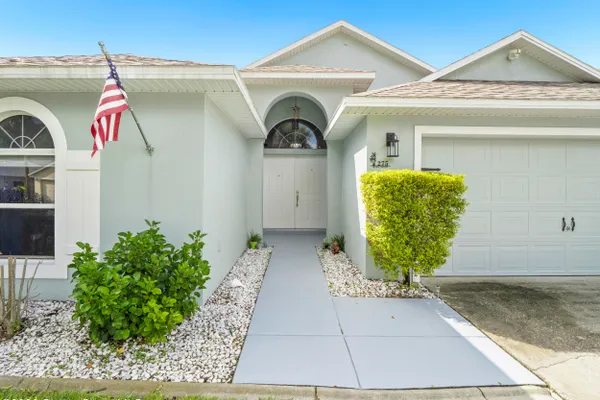 275 QUAIL DR