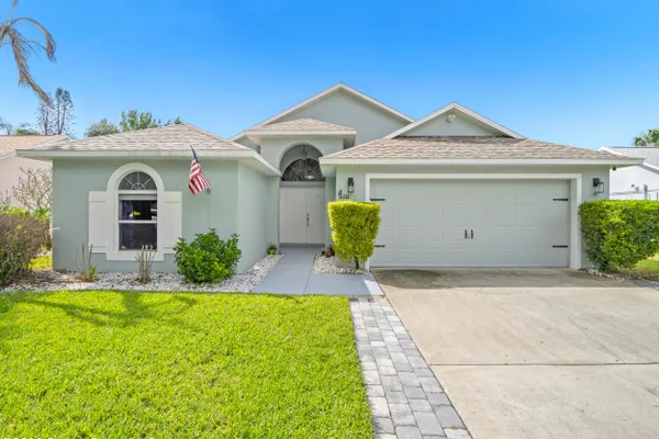 275 QUAIL DR
