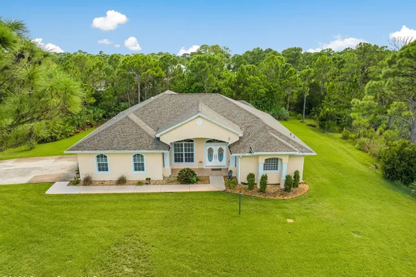 4545 CELESTIAL DR