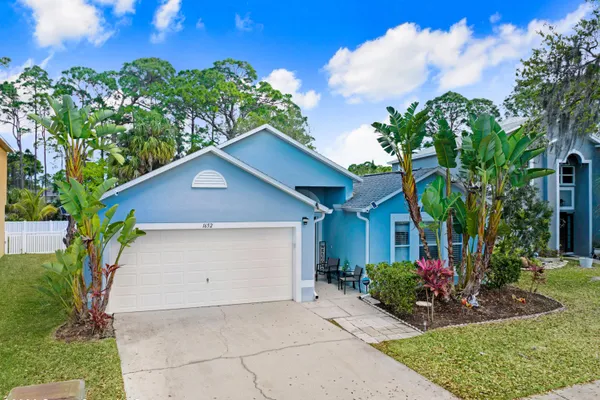 1652 LA MADERIA DR