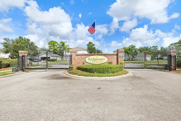 1652 LA MADERIA DR